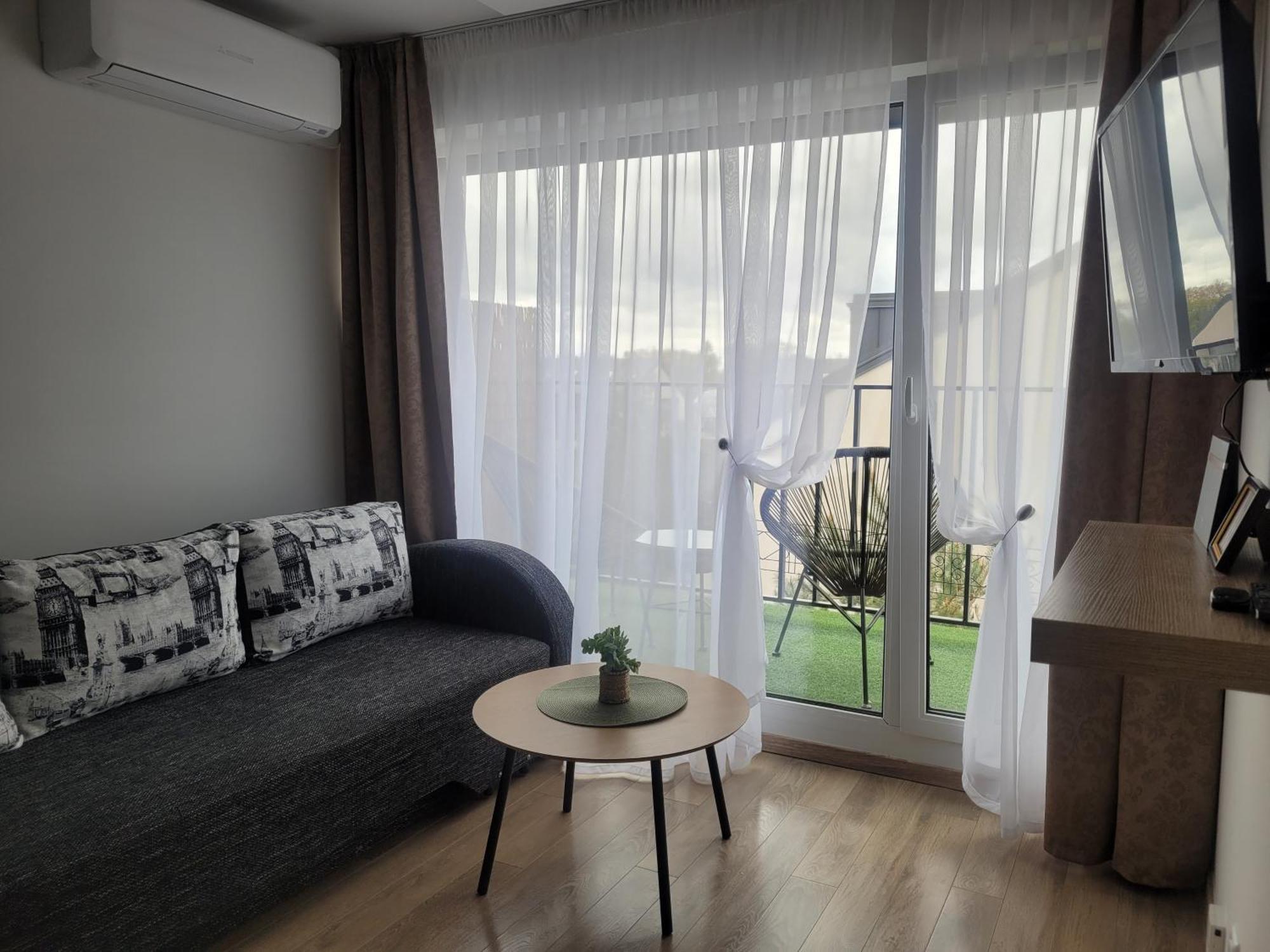 Malunu Apartamentai Паланга Экстерьер фото